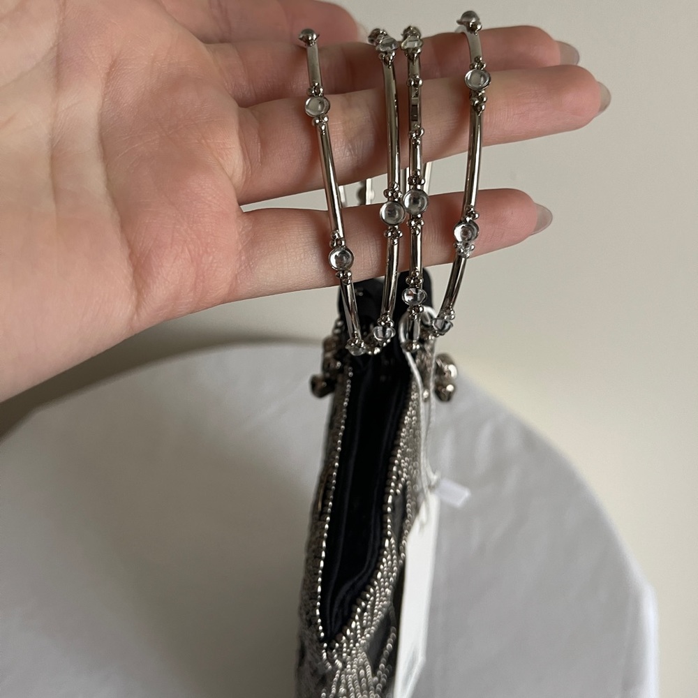 Wristlet - Picture 5 of 5